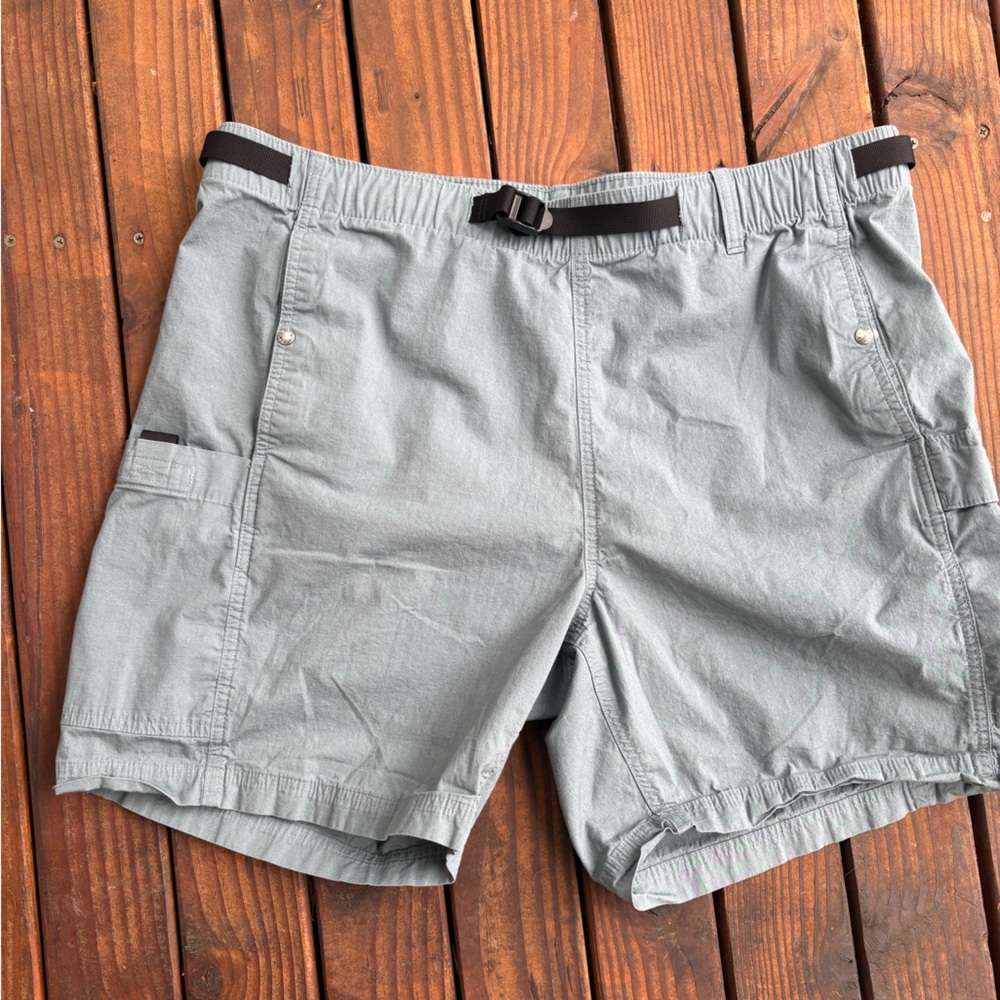 The North Face Charcoal Shorts size XL